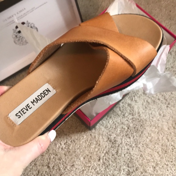 Steve Madden Platform Sandals - Picture 2 of 5